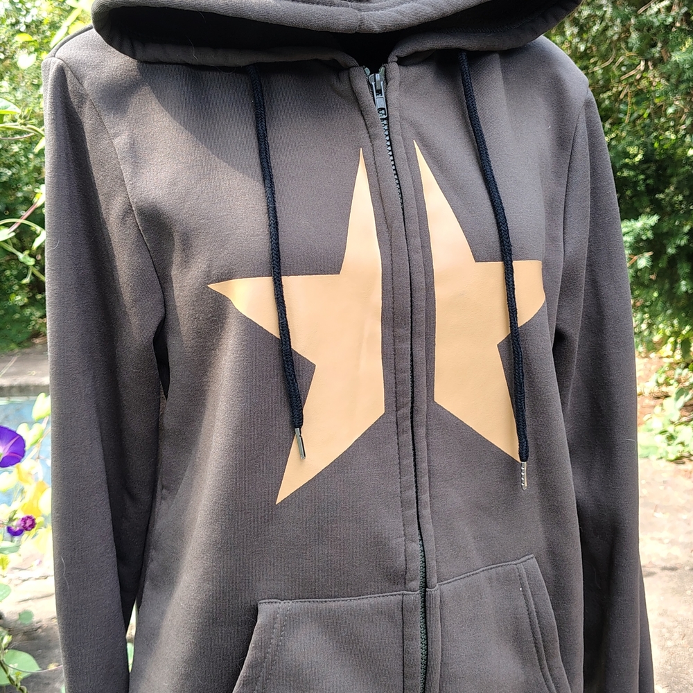 ROMWE Green Hoodie with Gold Star